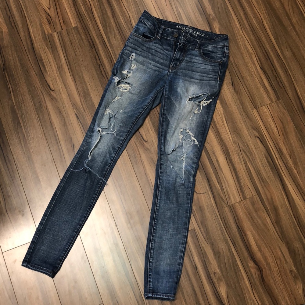 A&E High-Waisted skinny’s